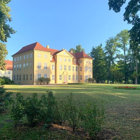 Ferienapartments Querleben Миров Экстерьер фото