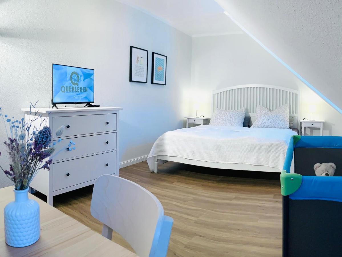 Ferienapartments Querleben Миров Экстерьер фото